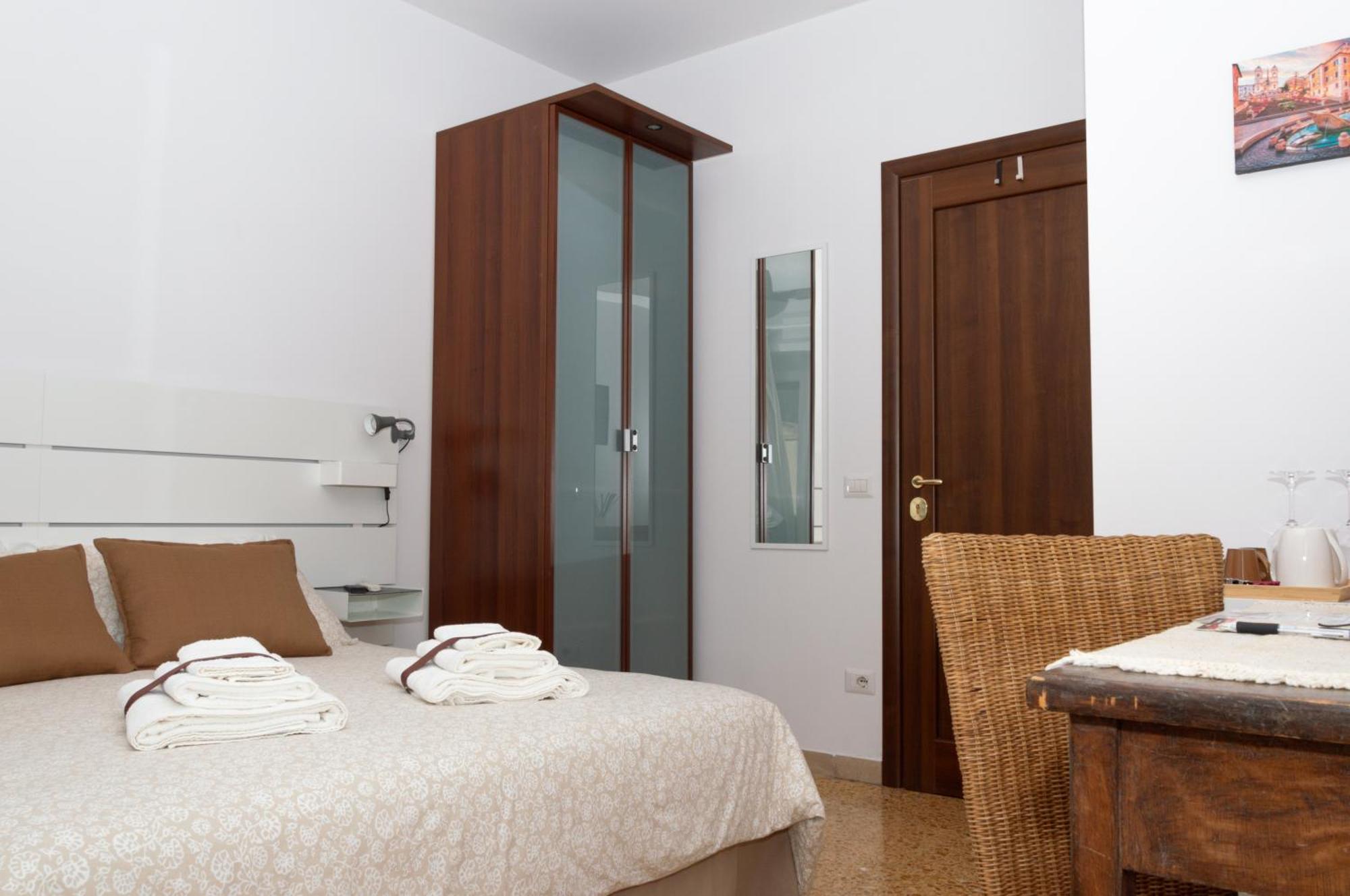 Testaccio Xix-Xxv Bed And Breakfast Róma Kültér fotó